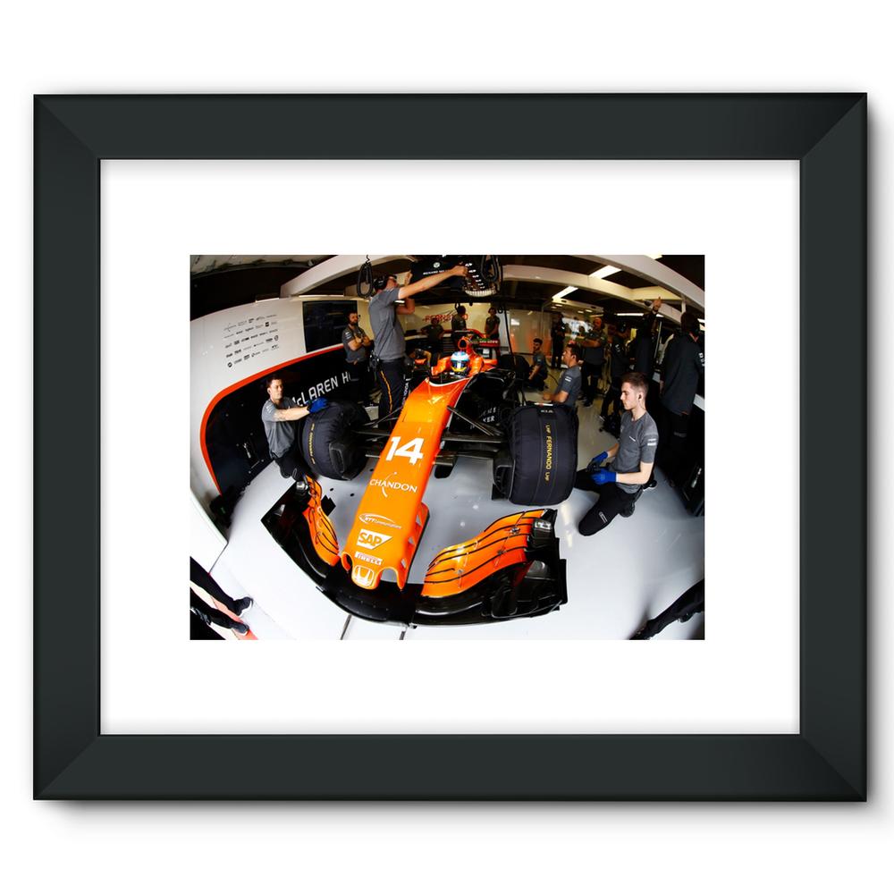 Fernando Alonso, McLaren MCL32 | Motorstore Gallery